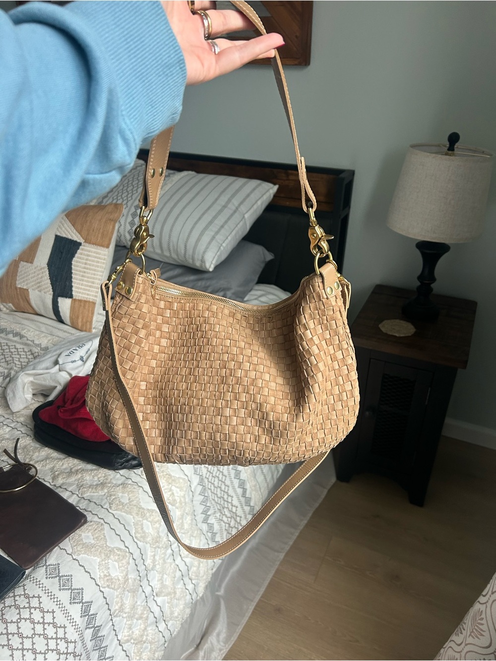 Clare V Moyen Messenger Woven Shoulder Bag in Light Tan Woven Leather